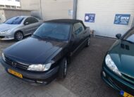 Peugeot 306 cabrio uit 1995