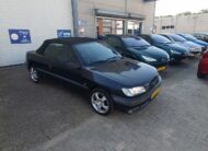 Peugeot 306 cabrio uit 1995