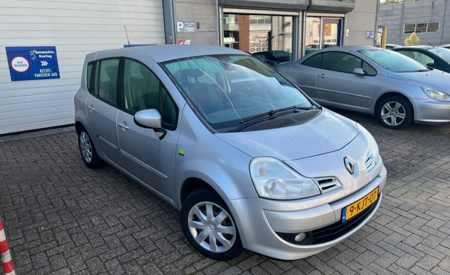 Renault Grand Modus uit 2011