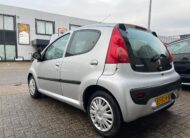 Peugeot 107 uit 2011