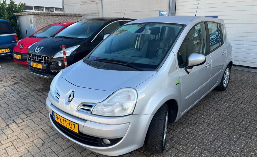 Renault Grand Modus uit 2011