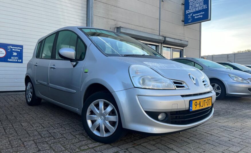 Renault Grand Modus uit 2011